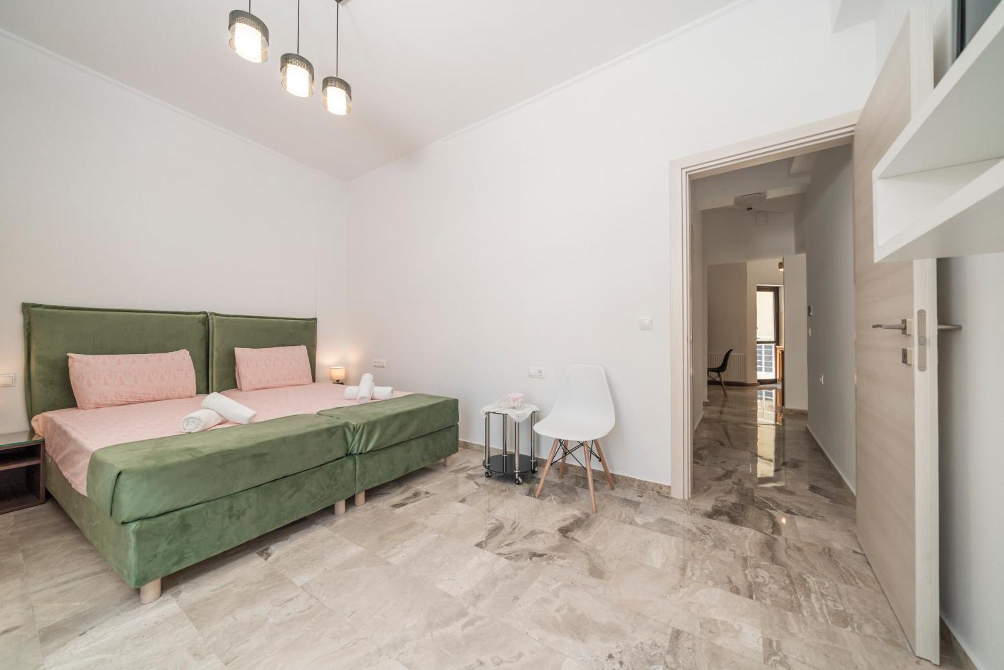 Neon 2Br Luxurious Central Apt Heraklion Eksteriør billede